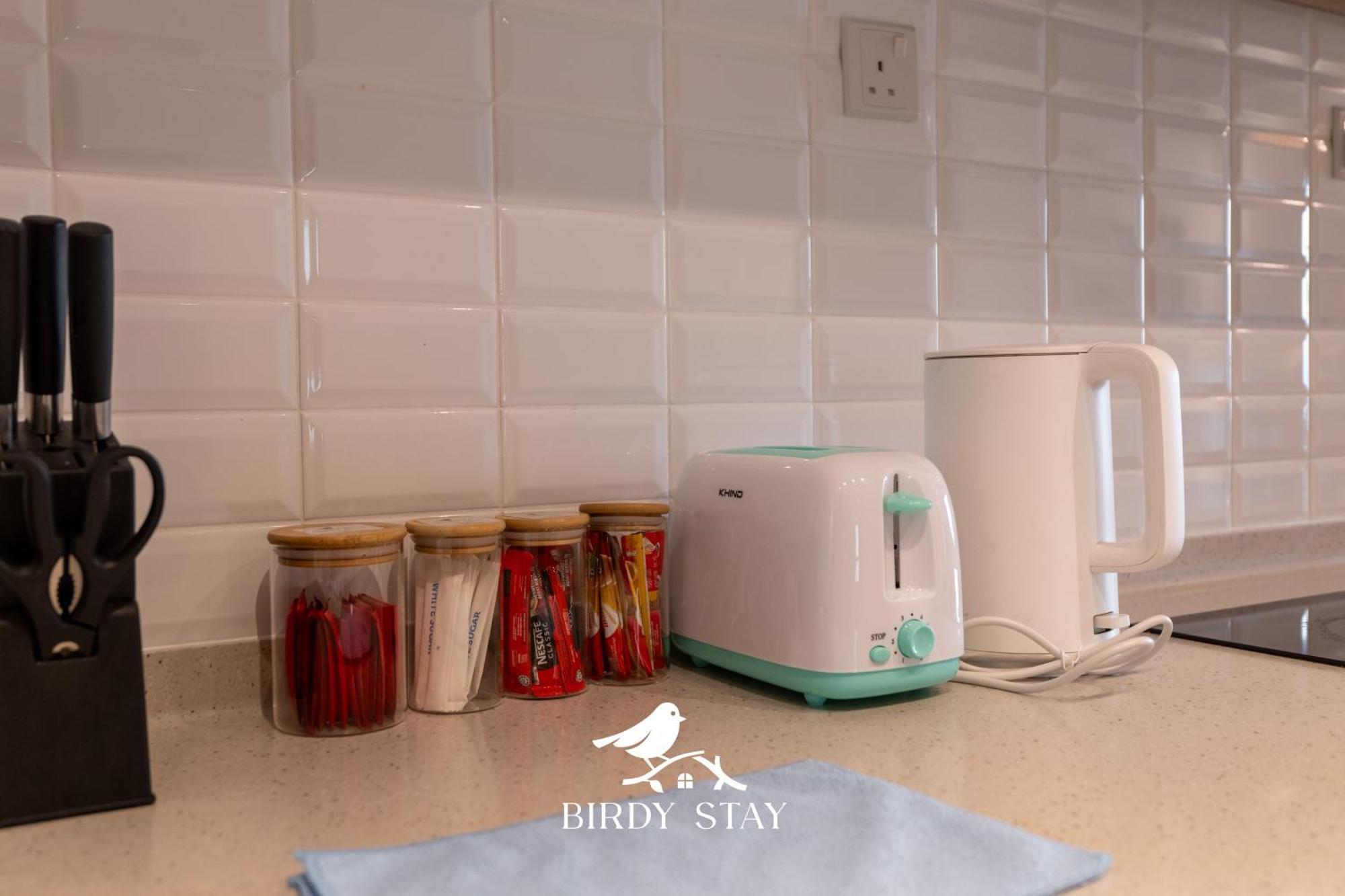 Continew Kl Retreat 5-mins Walk Cochrane Mrt By Birdy Apartment