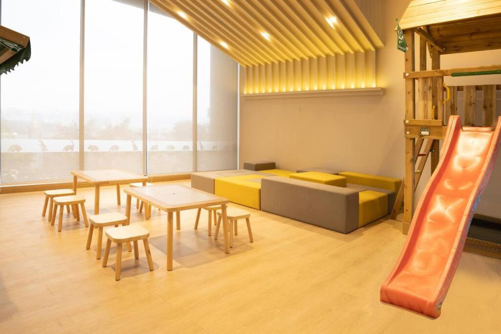 Pangsapuri Continew Kl Retreat 5-mins Walk Cochrane Mrt By Birdy Kuala Lumpur