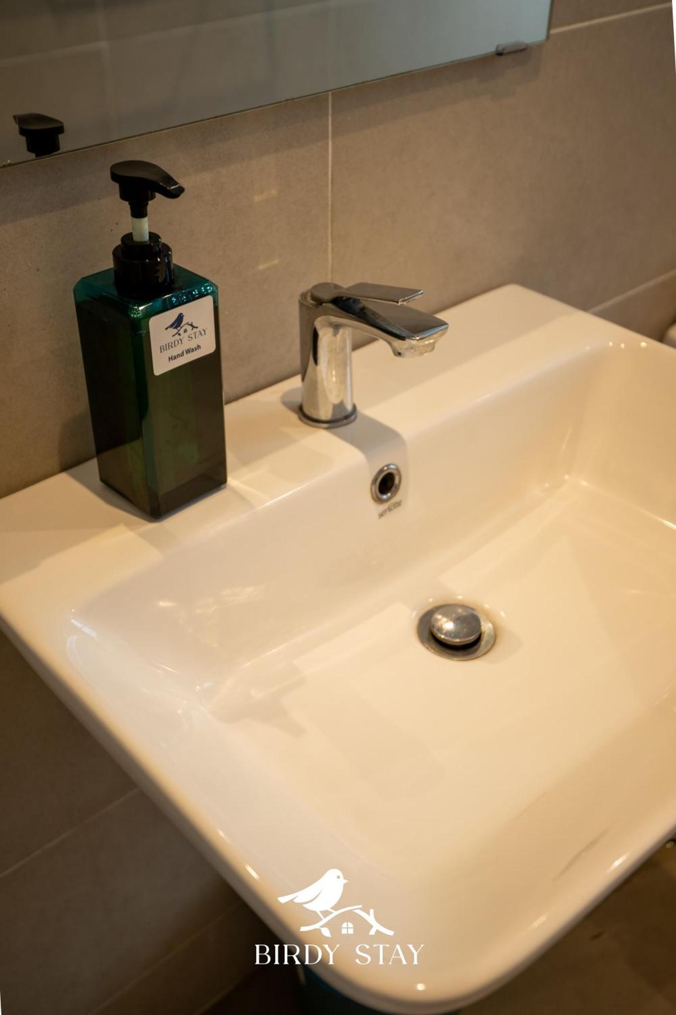 Continew Kl Retreat 5-mins Walk Cochrane Mrt By Birdy *